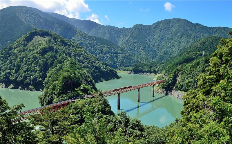日帰り/大井川SL列車＆アプト式列車に乗り「奥大井湖上駅」へ行こう！