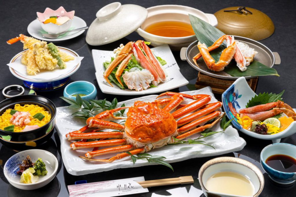 日帰り/若狭　日本海を望む宿で食す　かにづくし料理