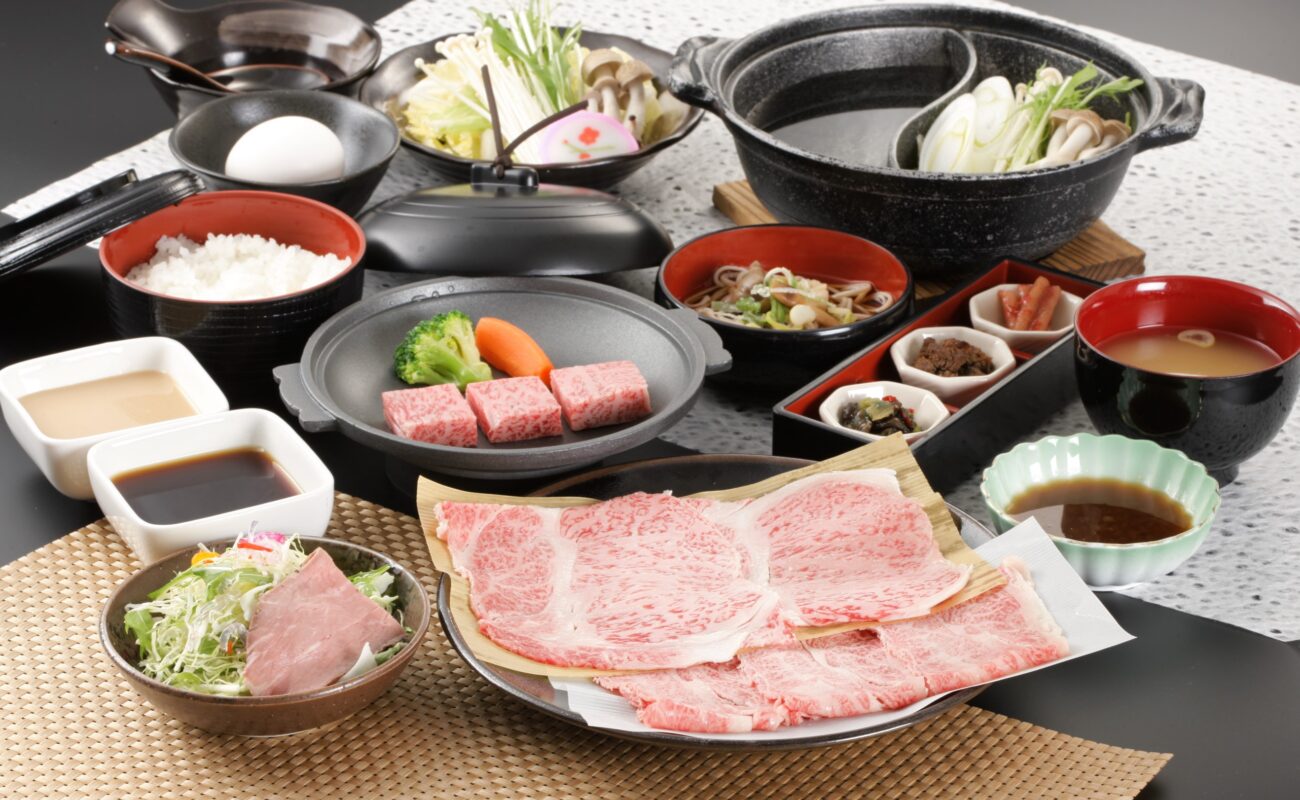日帰り/南信州さくらんぼ狩りと飛騨牛フルコース