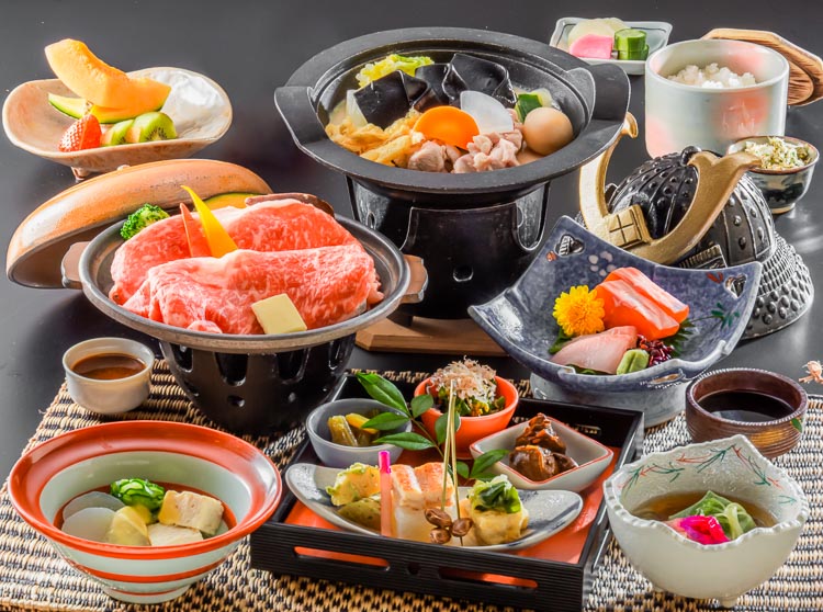 宿泊/安心のトイレ付バスで行く！さくらんぼ狩りとホタル観賞　下部温泉